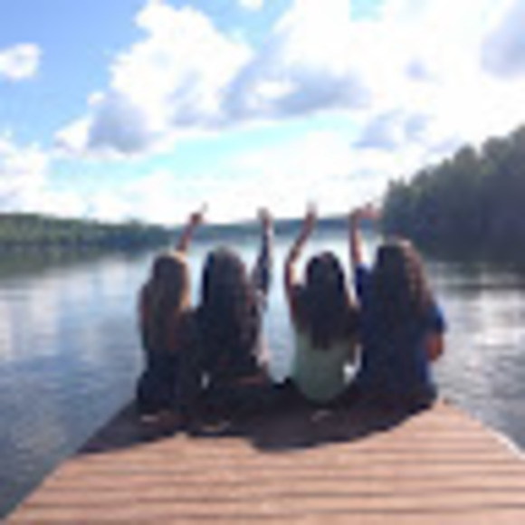 Meet your Posher, Victoria - Picture 1 of 1